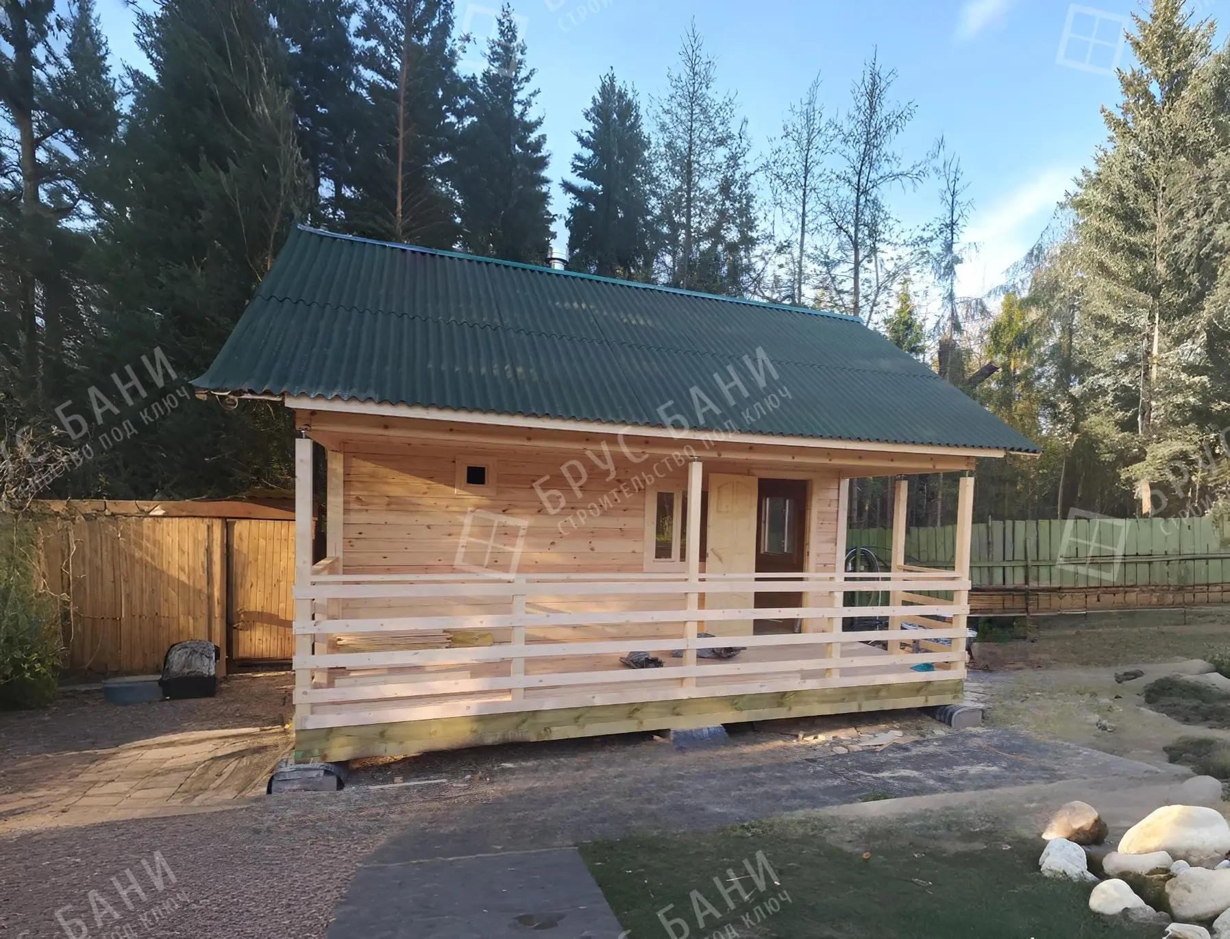 Баня из бруса вид сбоку