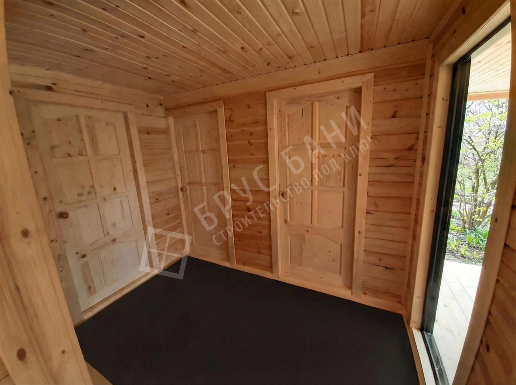 Двери в доме