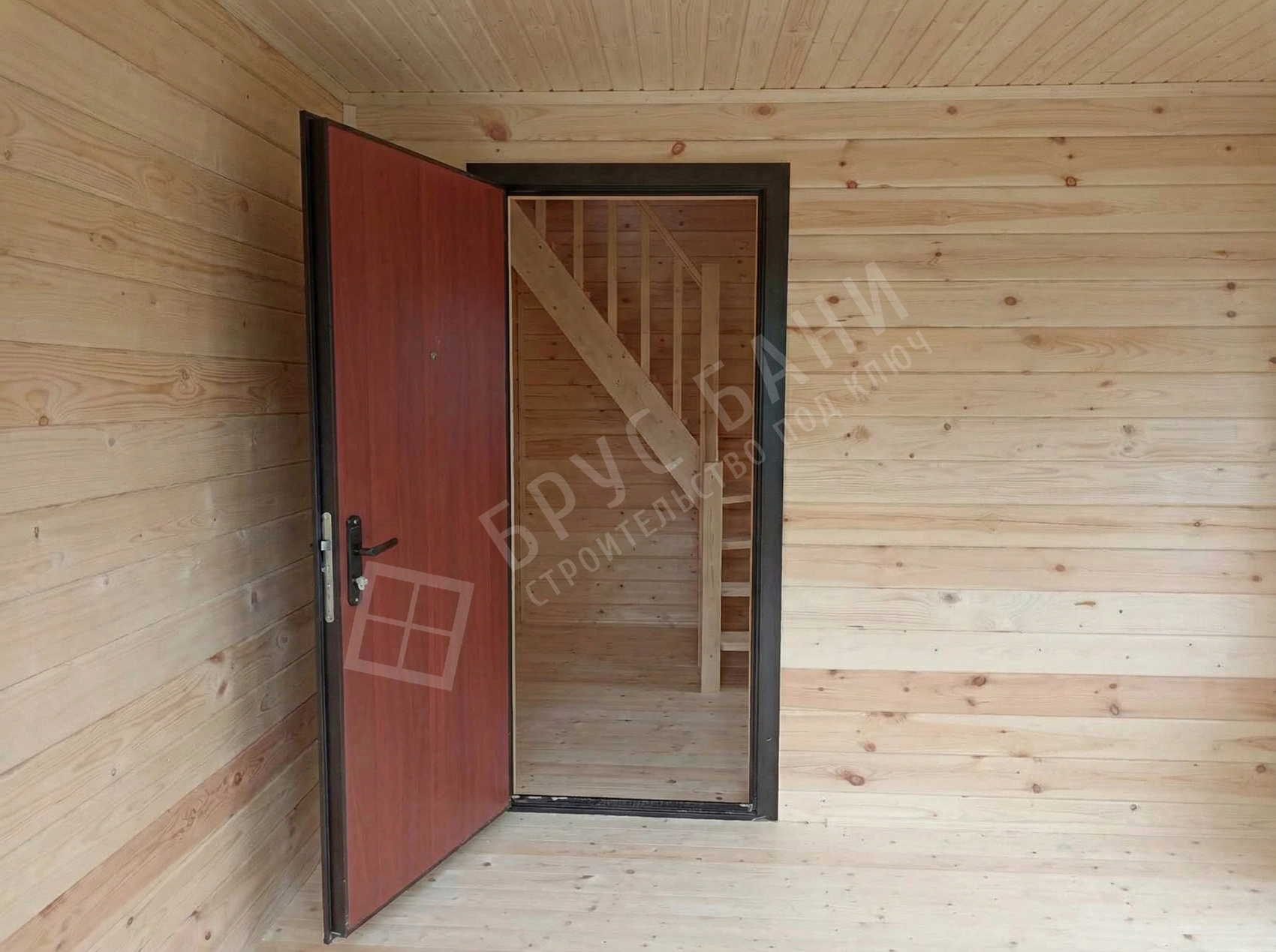 Входная дверь