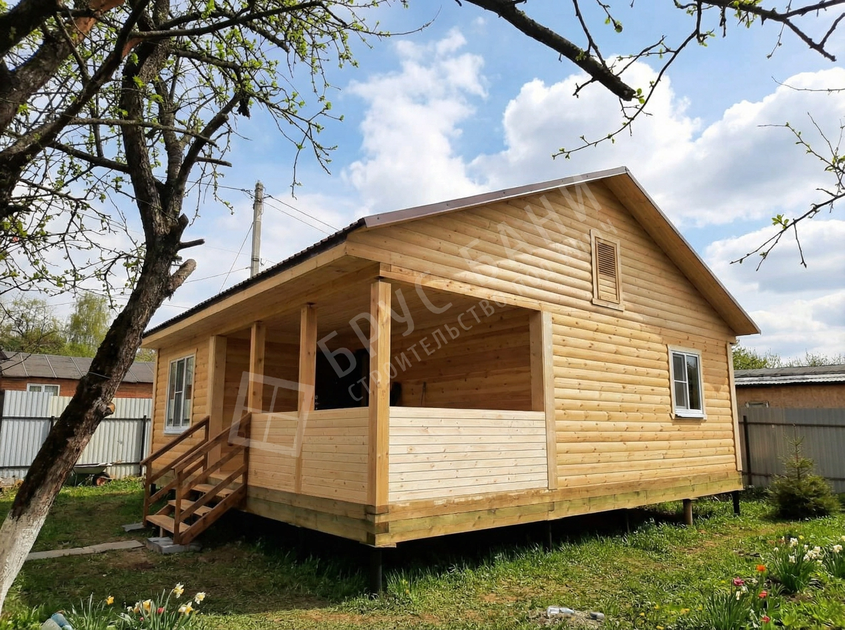 Дом из бруса 8х8