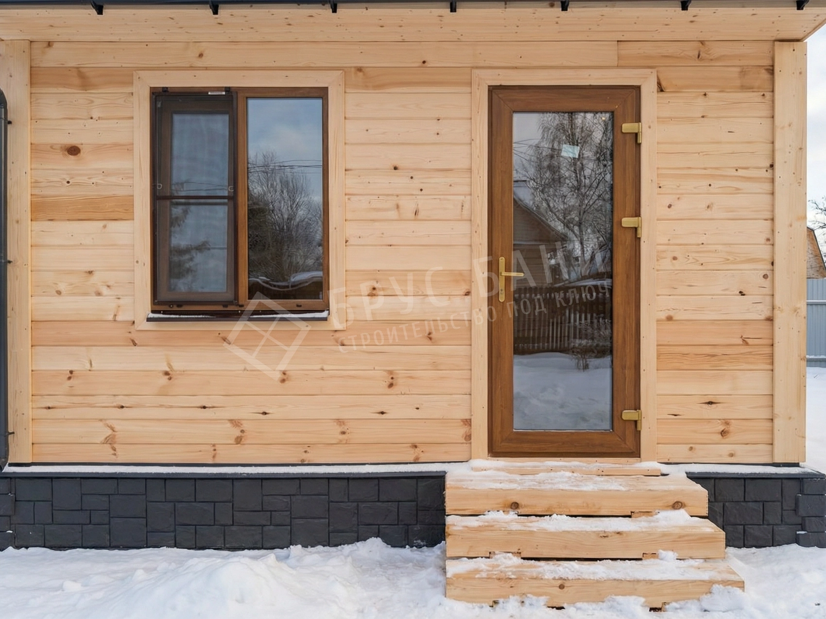 Двери в бане