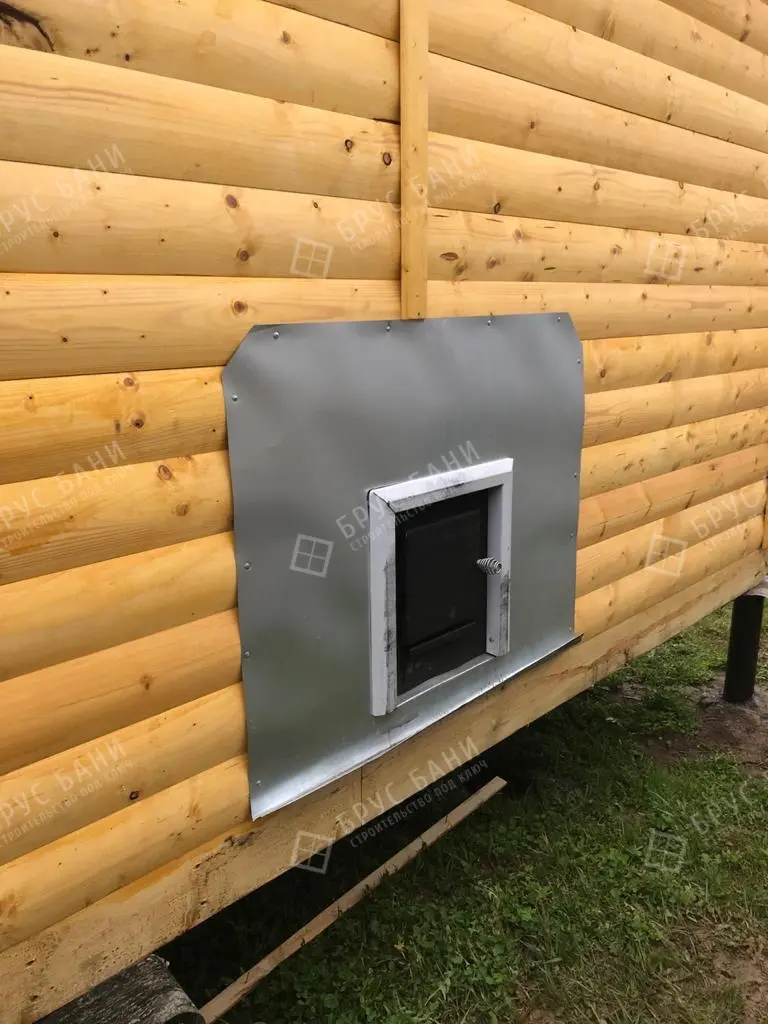 Печной портал у бани с улицы