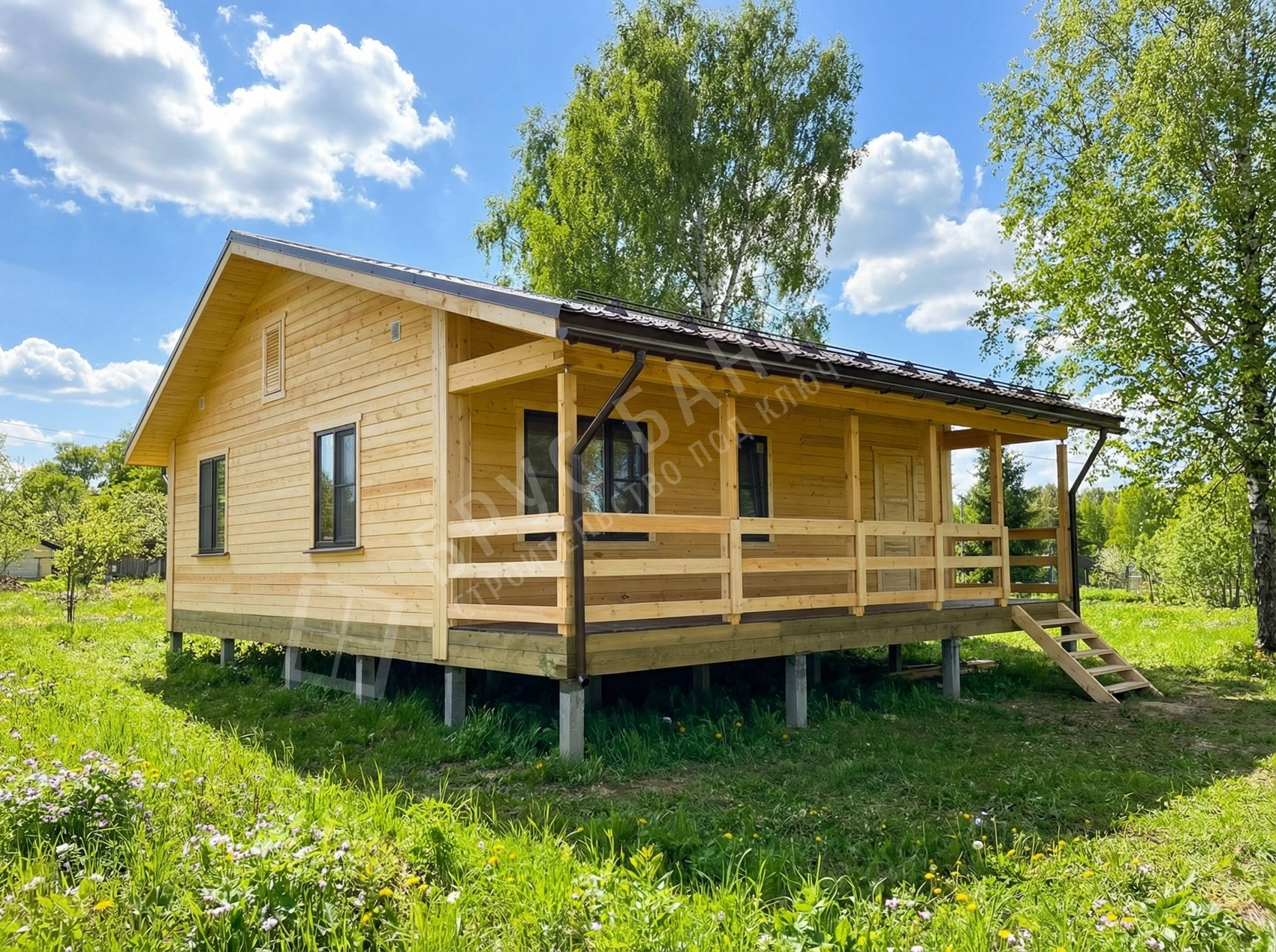 Дом из бруса на жб сваях