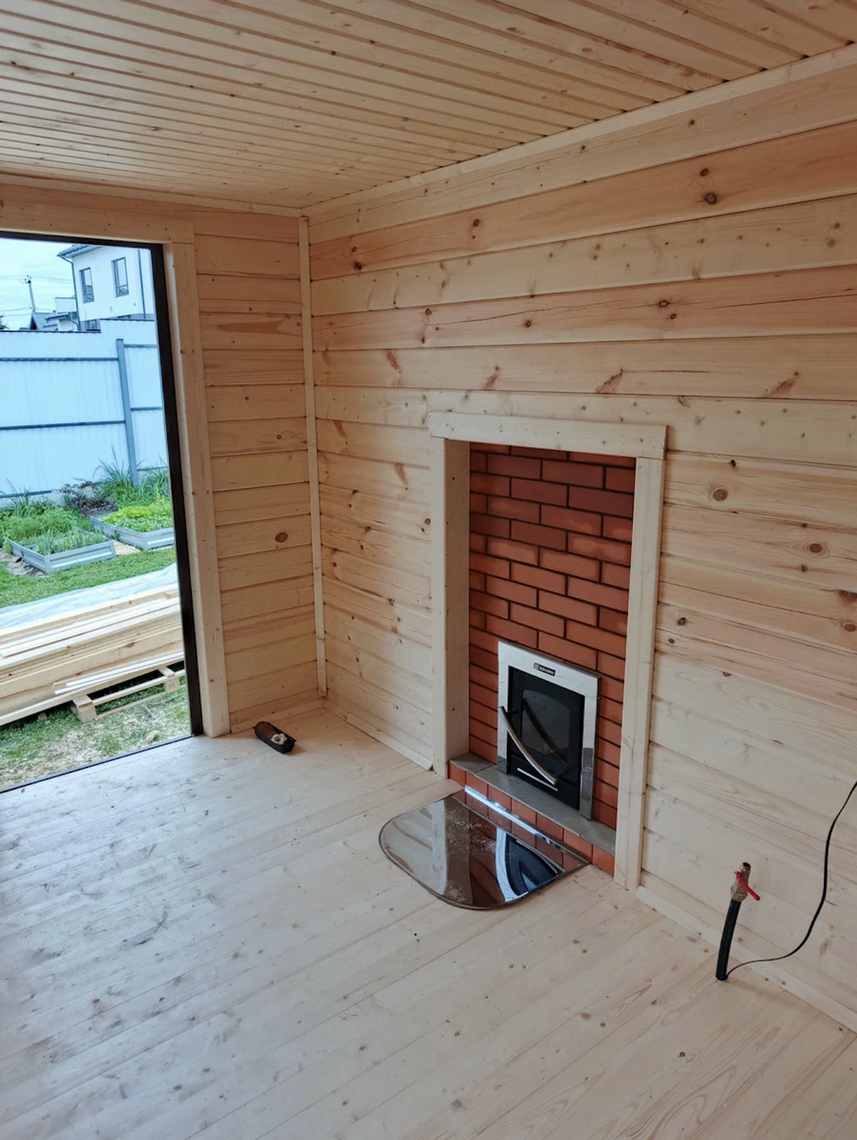 Внутренняя отделка в бане из бруса 4х5