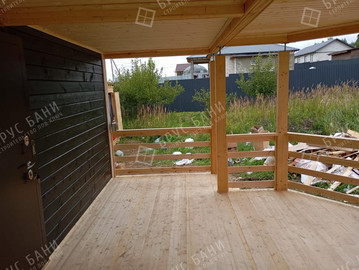 Терраса у бани из бруса 6х6