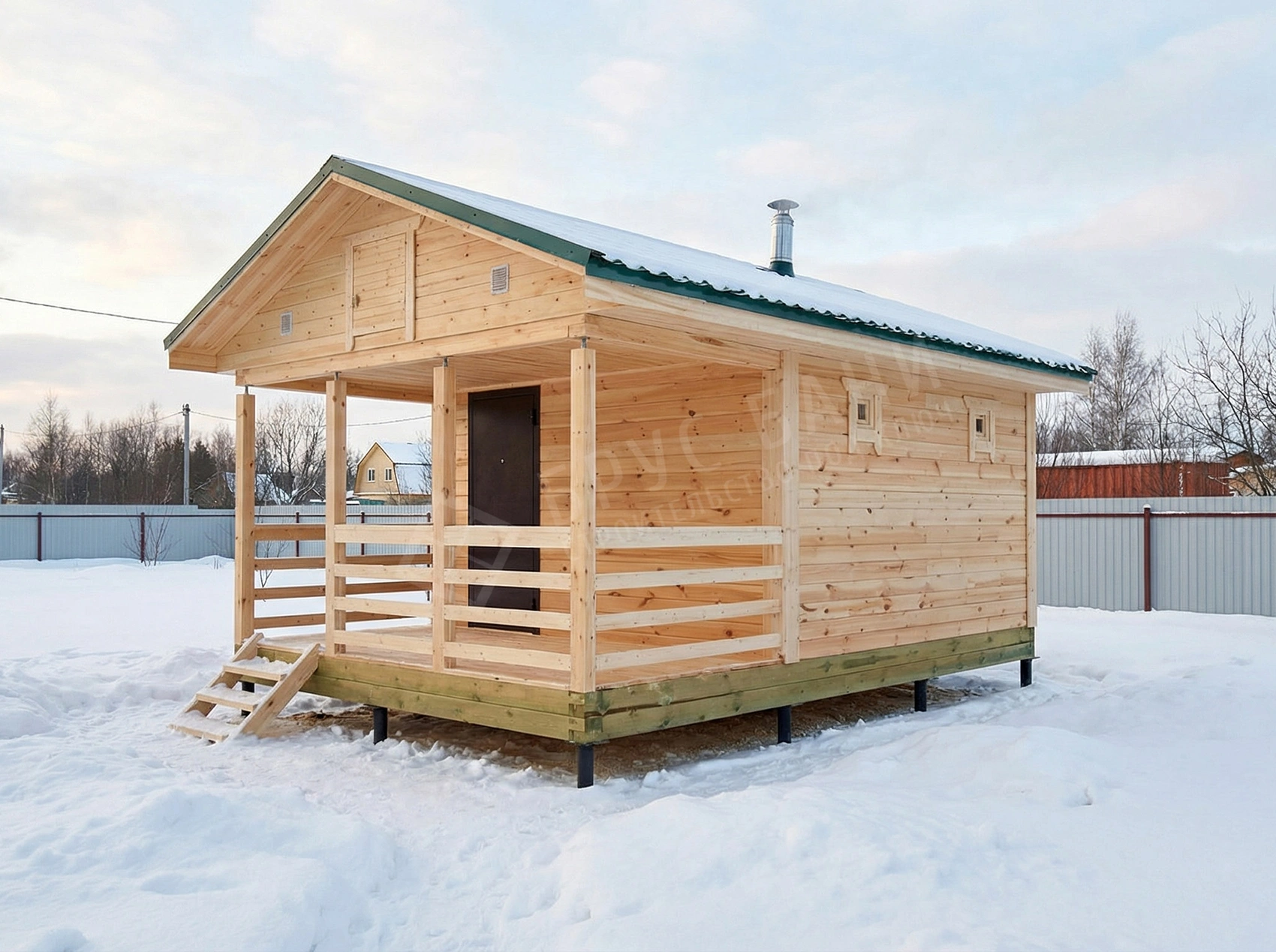 Баня из бруса с террасой