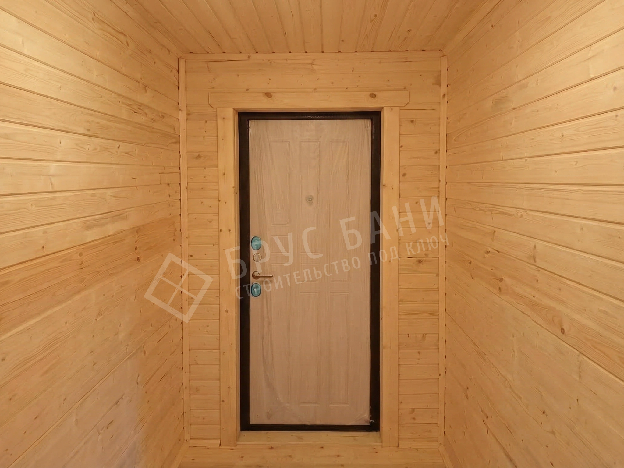 Двери в бане